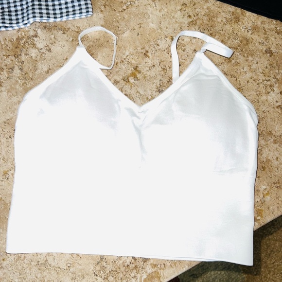 FINAL 3 DAYS! NWOT 3 Marlyn Monroe Cropped Athletic Material Tanks - Size M - Picture 6 of 8